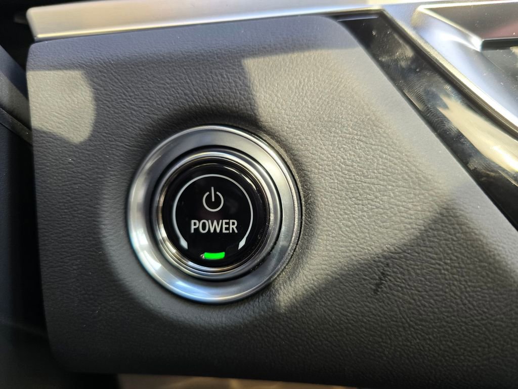 New 2025 Cadillac Lyriq Sport w/ Nappa Leather Package image 31