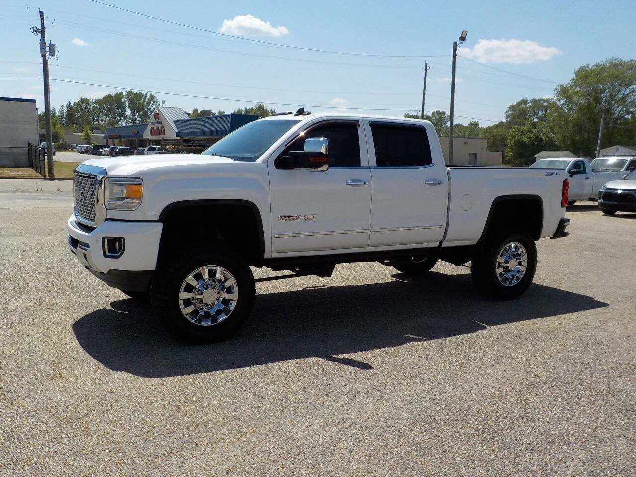 Used 2015 GMC Sierra 2500 SLT AWD/4WD image 1