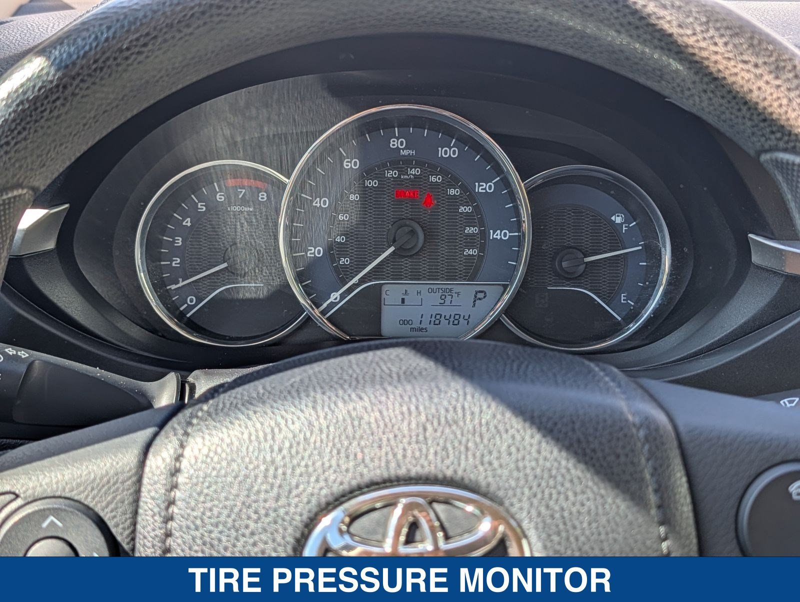 Used 2016 Toyota Corolla LE FWD image 27