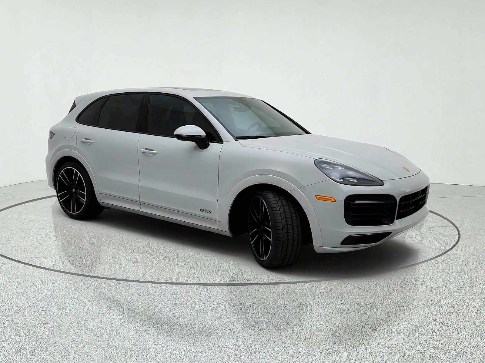 Used 2023 Porsche Cayenne GTS AWD/4WD image 5