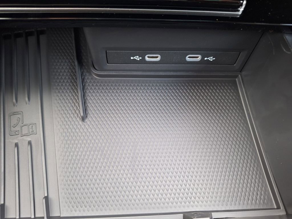 New 2026 Volkswagen Atlas SE image 17