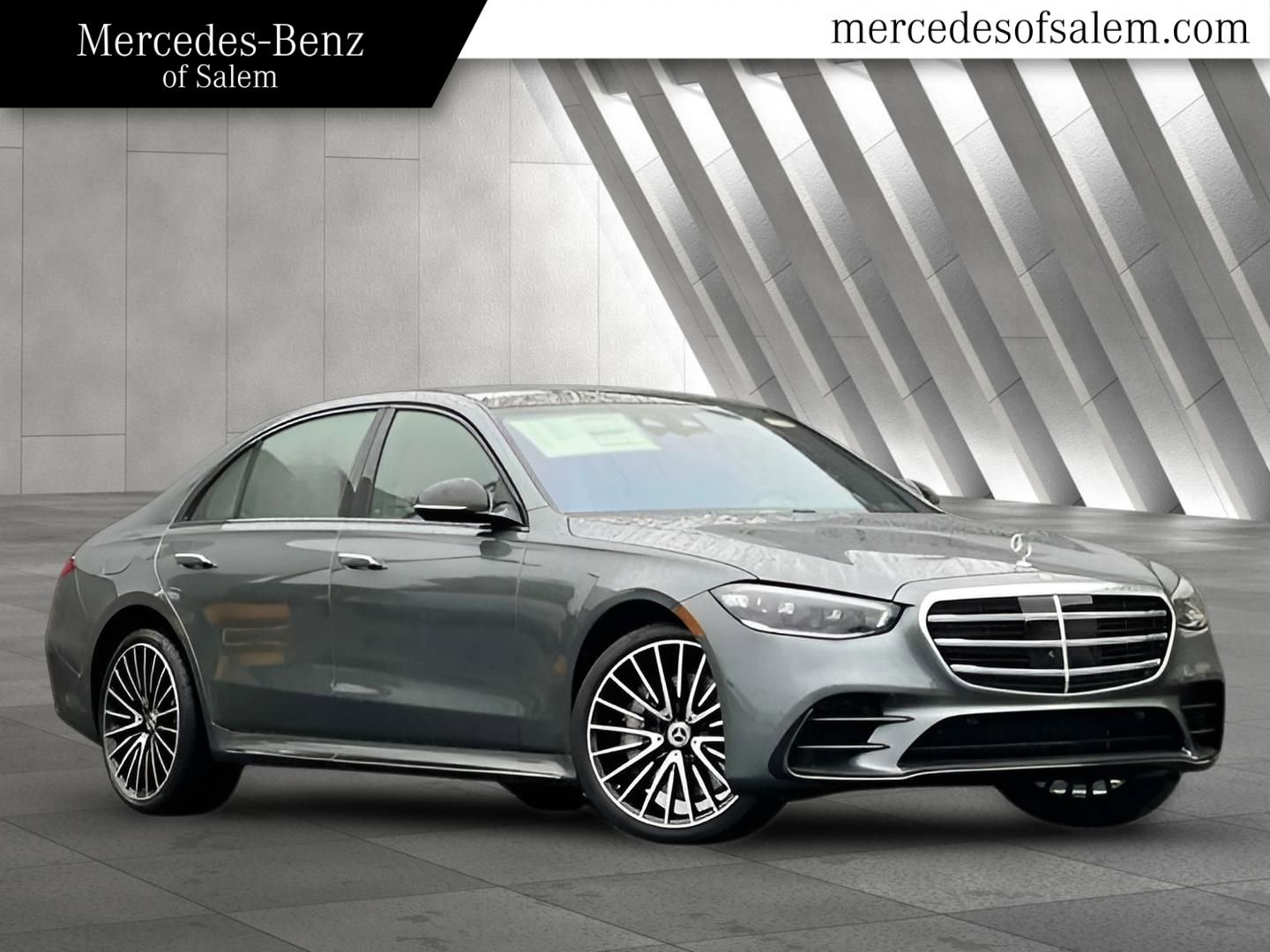 Used 2024 Mercedes-Benz S 580 4MATIC Sedan image 1