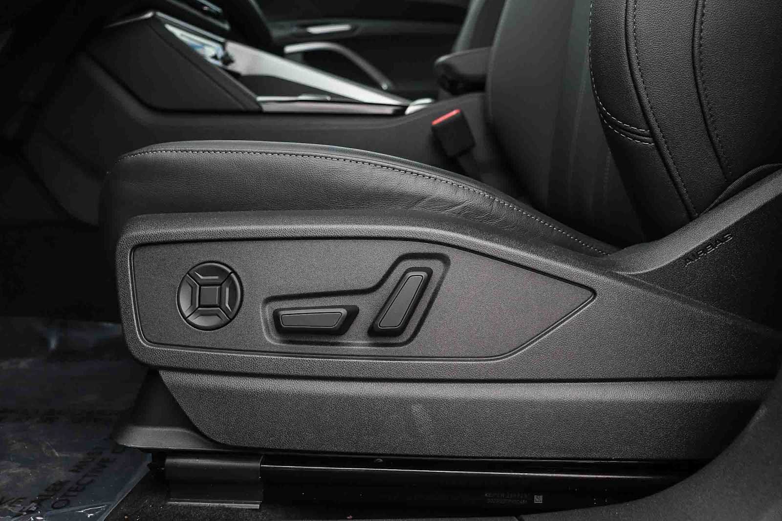 New 2026 Audi Q5 Premium AWD/4WD image 25