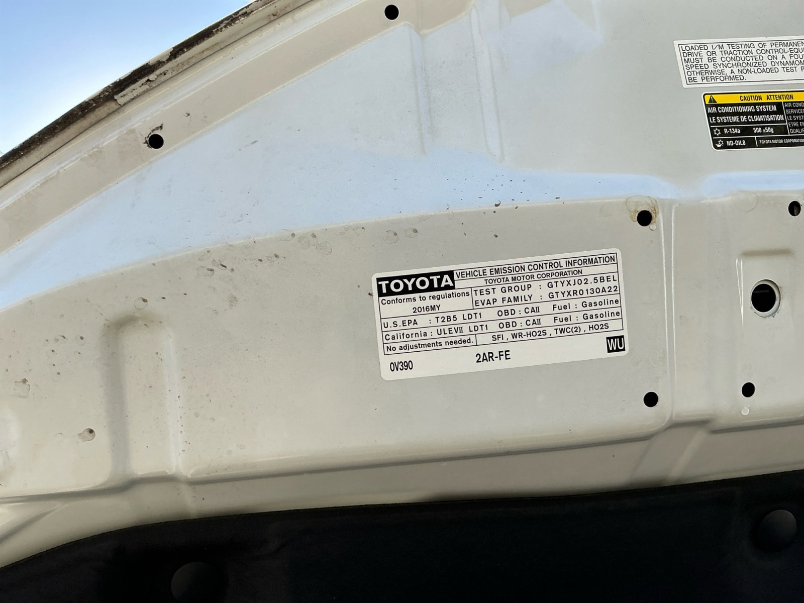 Used 2016 Toyota RAV4 SE w/ Advanced Technology Package image 24