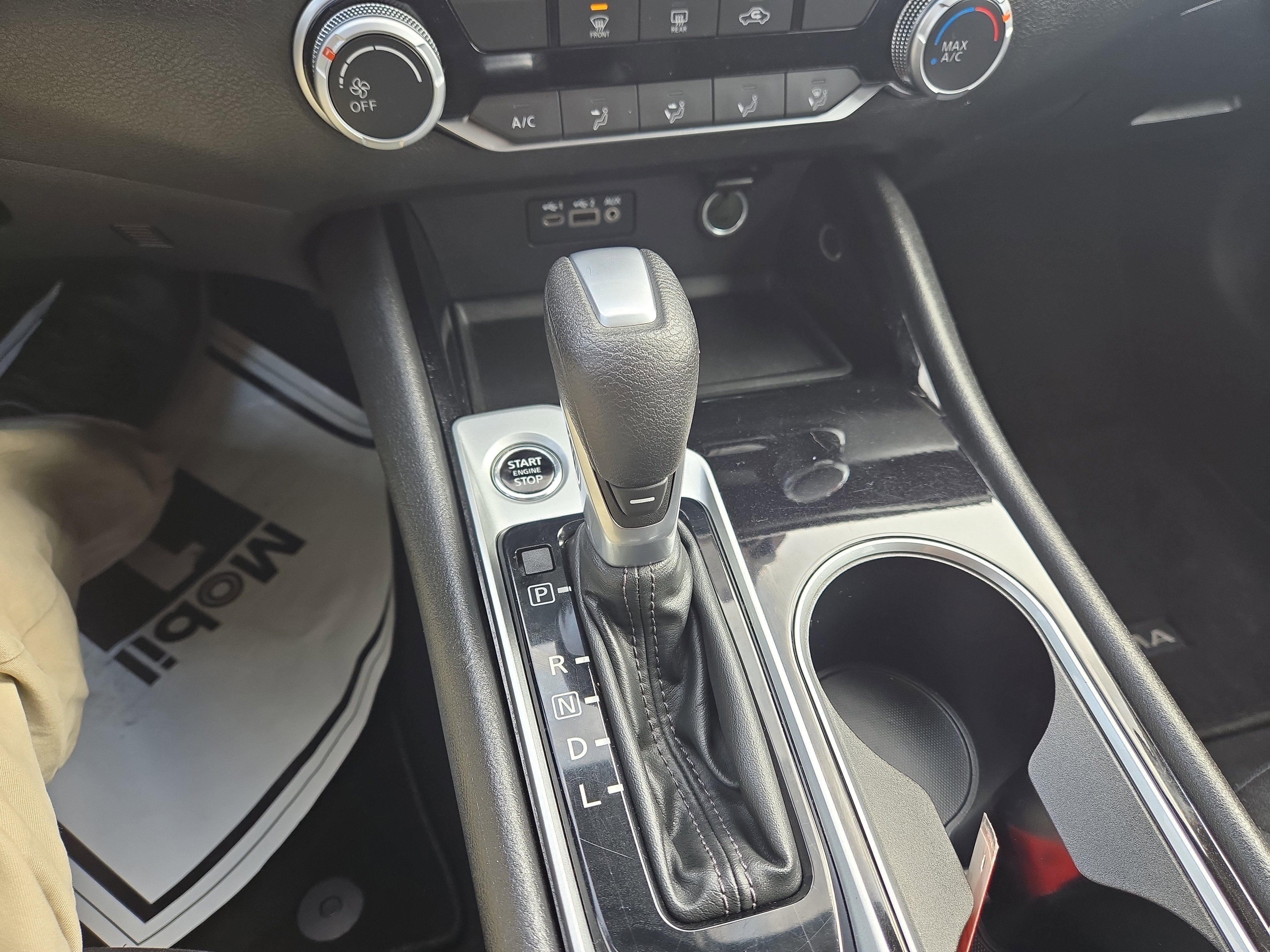 Used 2024 Nissan Altima 2.5 SV image 24