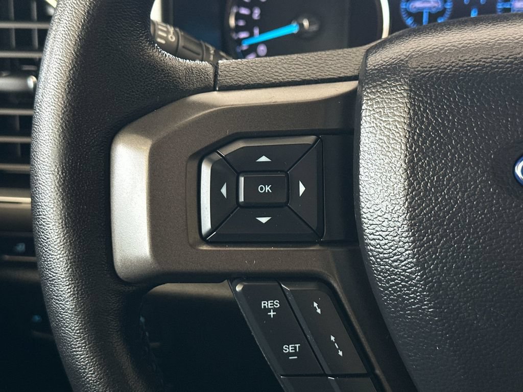 Used 2019 Ford Expedition Max XLT w/ Equipment Group 202A RWD image 23