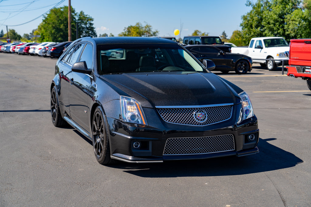 Used 2012 Cadillac CTS V RWD image 2