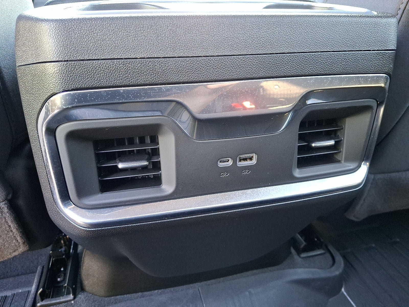 Used 2025 GMC Sierra 1500 Elevation AWD/4WD image 11