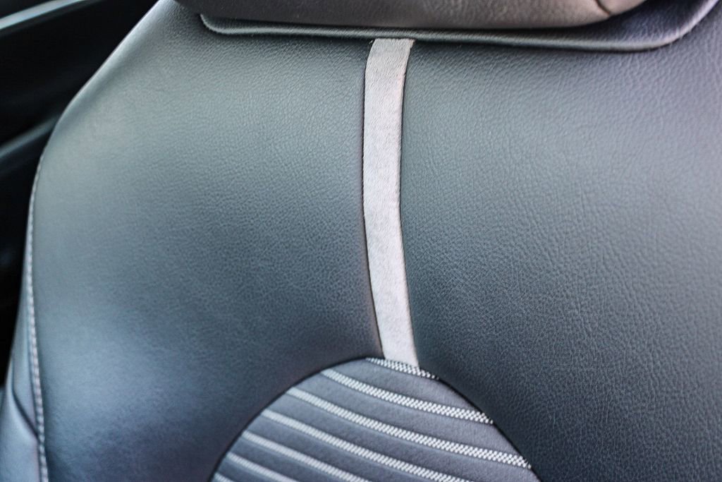 Used 2019 Toyota Camry SE image 24