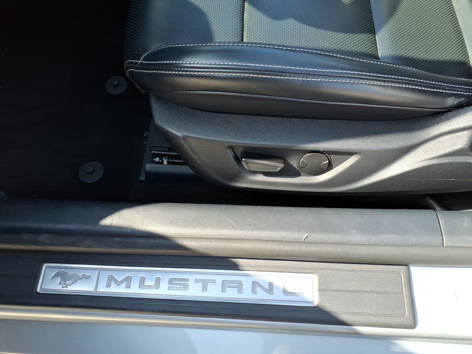 Used 2024 Ford Mustang Premium image 9