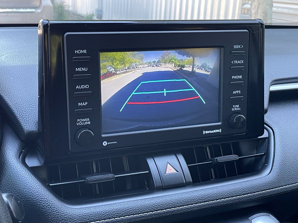 Used 2021 Toyota RAV4 XLE AWD/4WD image 19