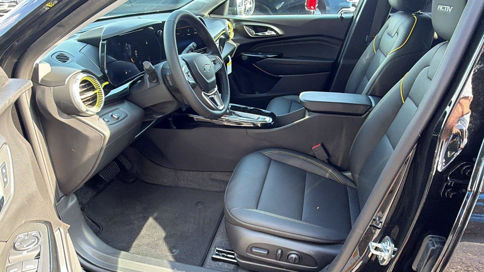 New 2026 Chevrolet Trax ACTIV w/ Driver Confidence Package FWD image 15