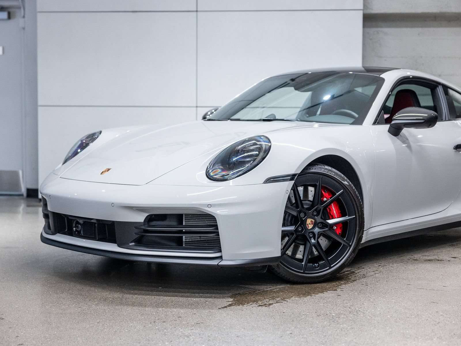Certified 2025 Porsche 911 Carrera S RWD image 22