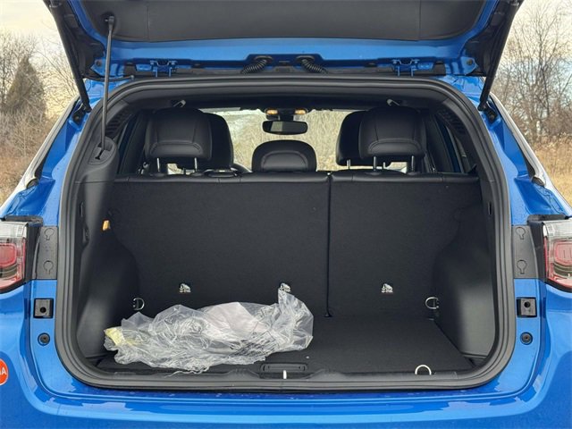 New 2026 Jeep Compass Trailhawk image 17