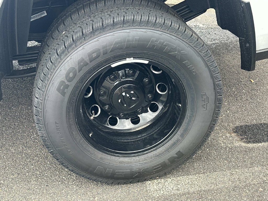 New 2026 RAM 3500 Big Horn AWD/4WD image 10