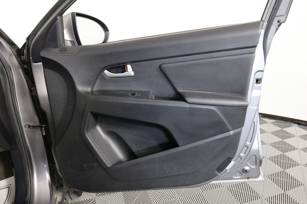 Used 2013 Kia Sportage LX w/ Convenience Pkg image 25