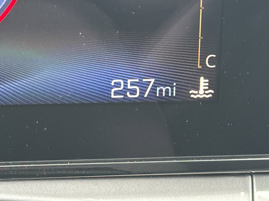 Used 2025 Chevrolet Trax LT w/ Driver Confidence Package FWD image 18