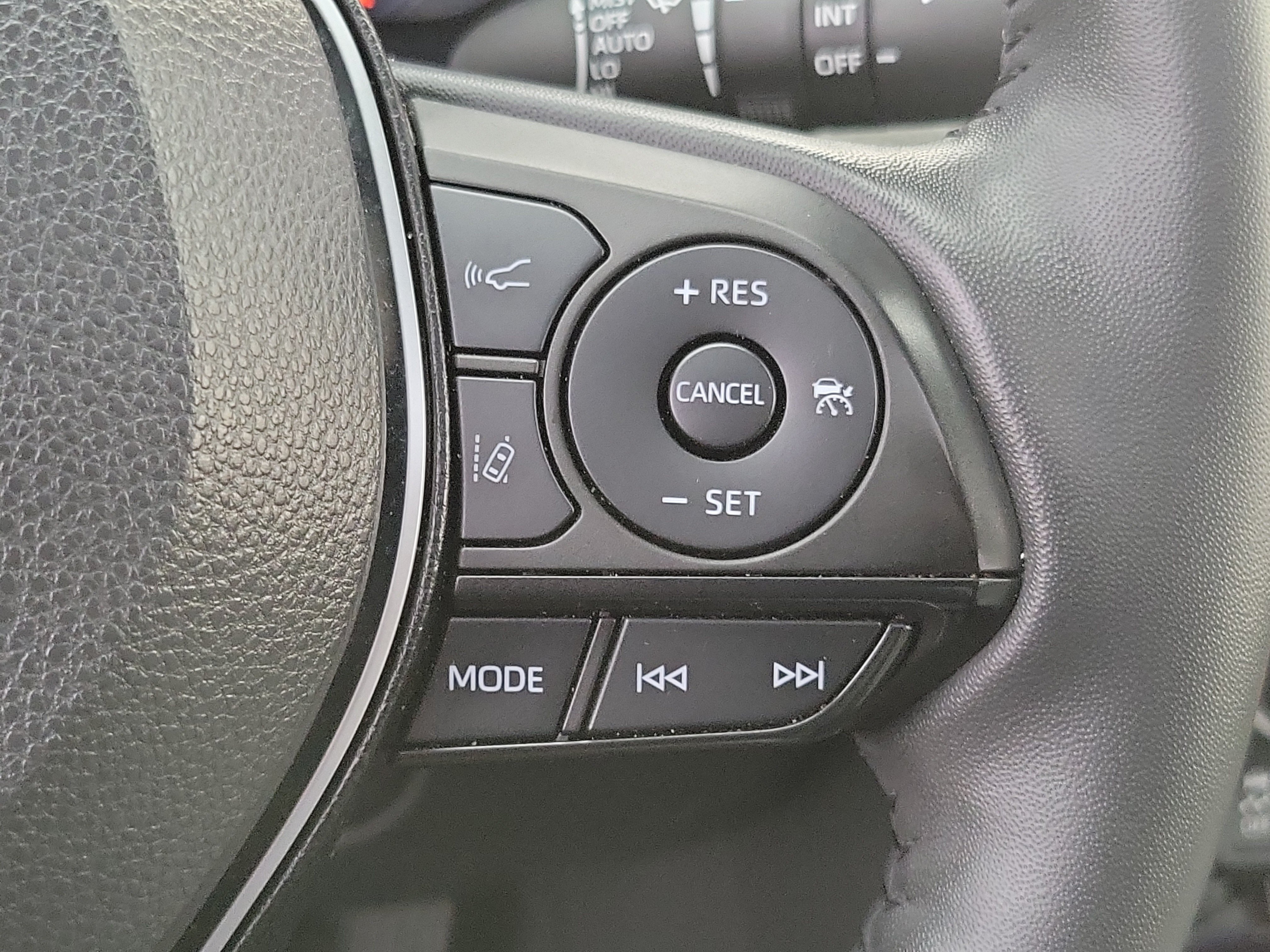 Certified 2024 Toyota RAV4 Limited w/ Advanced Technology Package AWD/4WD image 28