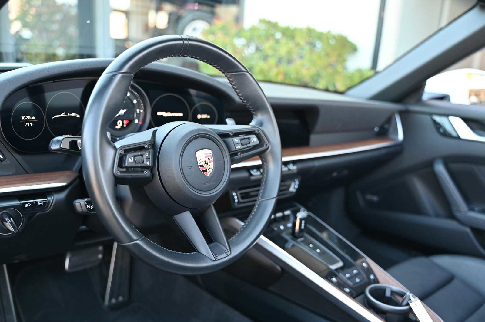 Used 2020 Porsche 911 Carrera image 18