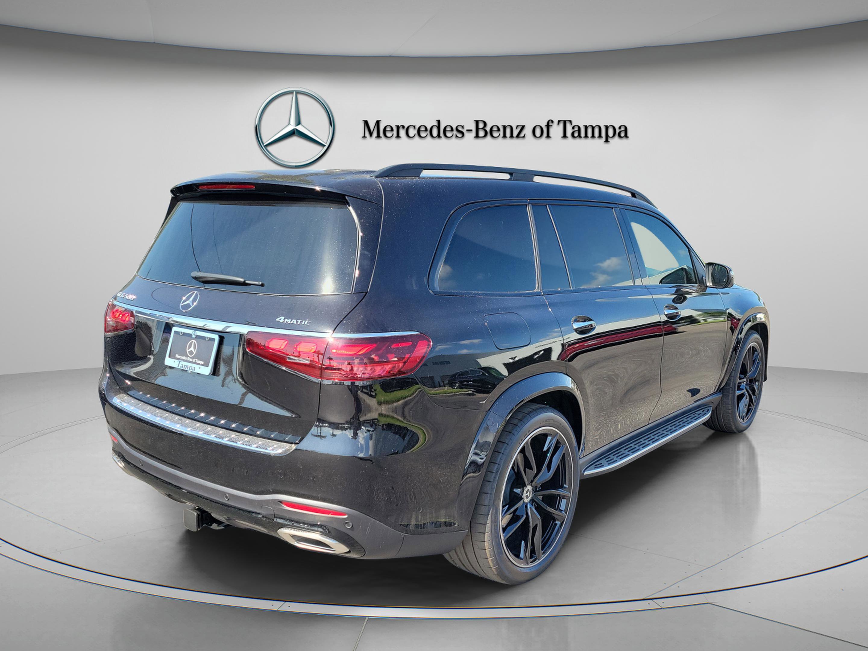 New 2026 Mercedes-Benz GLS 580 4MATIC image 4