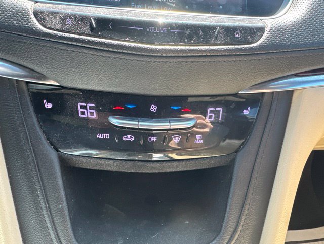 Used 2019 Cadillac XT5 Luxury FWD image 19