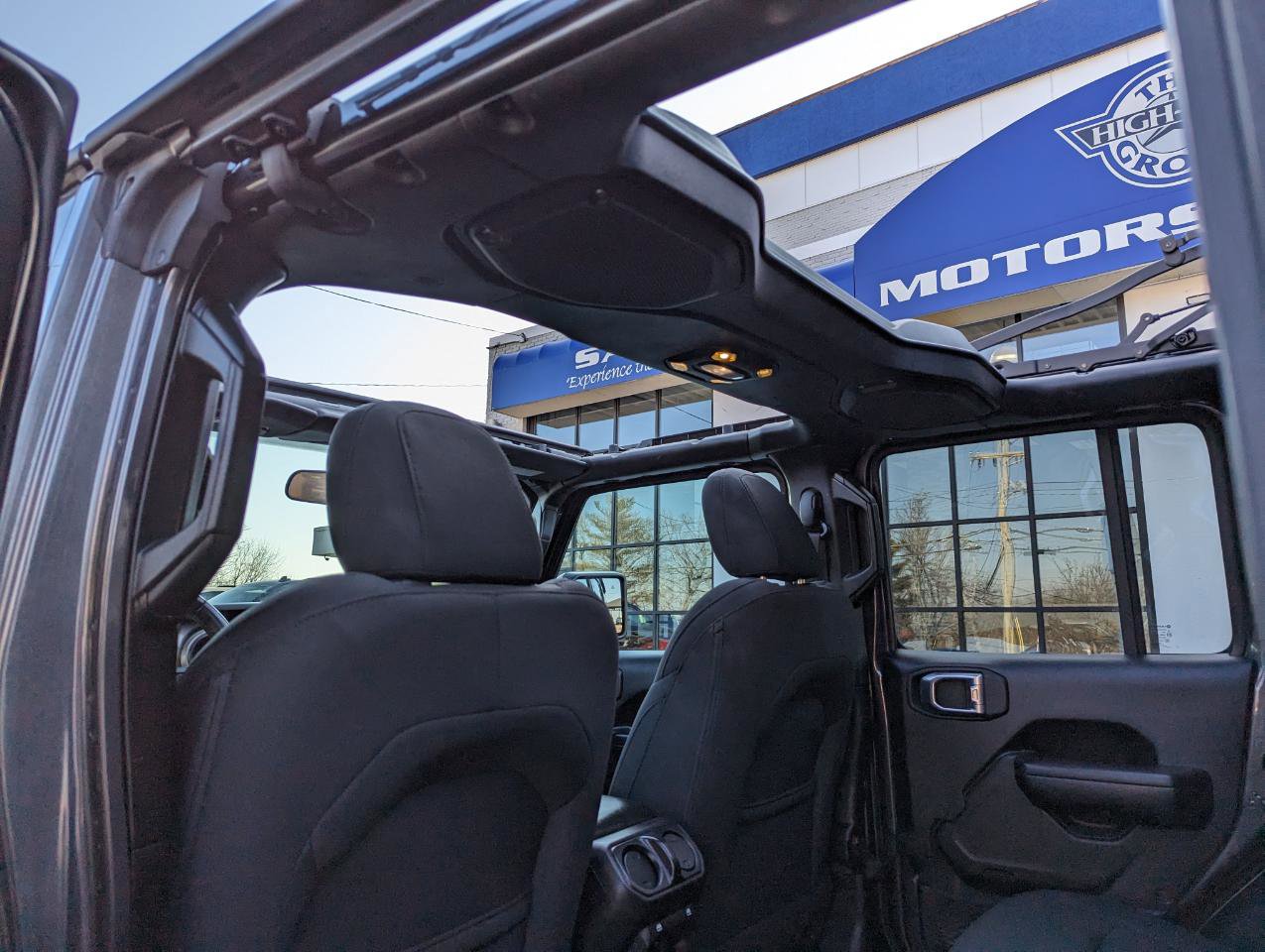 Used 2019 Jeep Wrangler Unlimited Sport S image 12