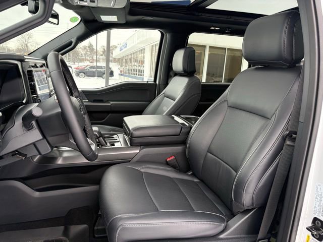 Used 2025 Ford F150 Lariat w/ Equipment Group 502A High image 6