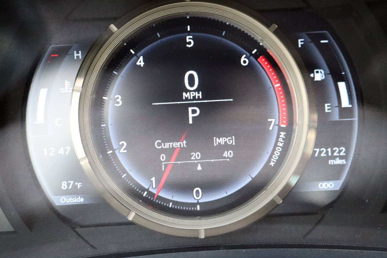 Used 2017 Lexus IS 200t F Sport w/ F Sport Package RWD image 22