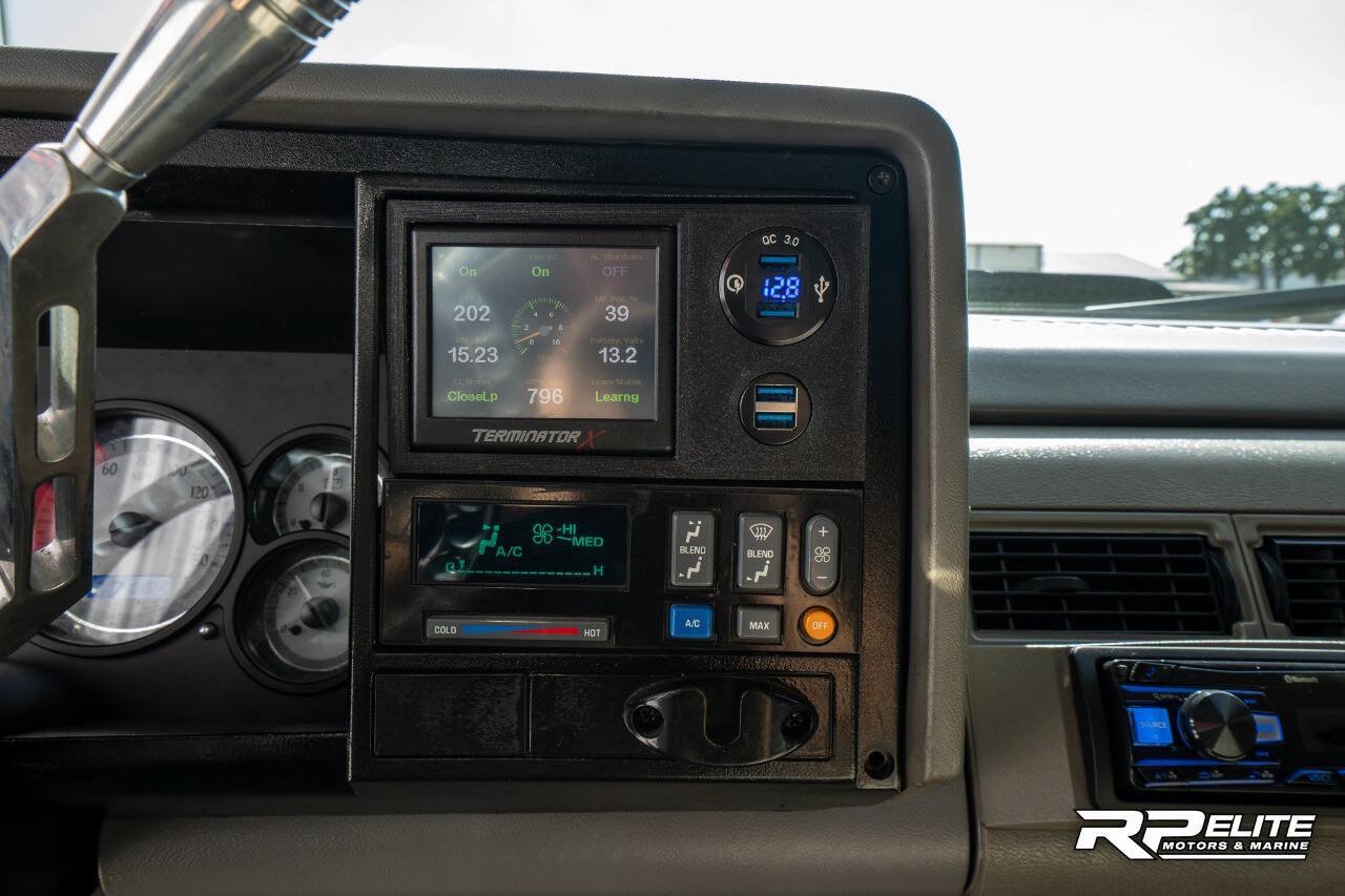 Used 1994 Chevrolet Silverado 1500 2WD Regular Cab image 58