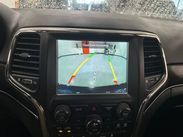 Used 2018 Jeep Grand Cherokee Limited AWD/4WD image 18