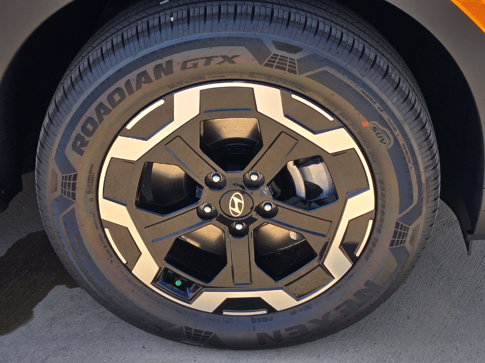 New 2027 Hyundai Santa Fe SEL FWD image 7