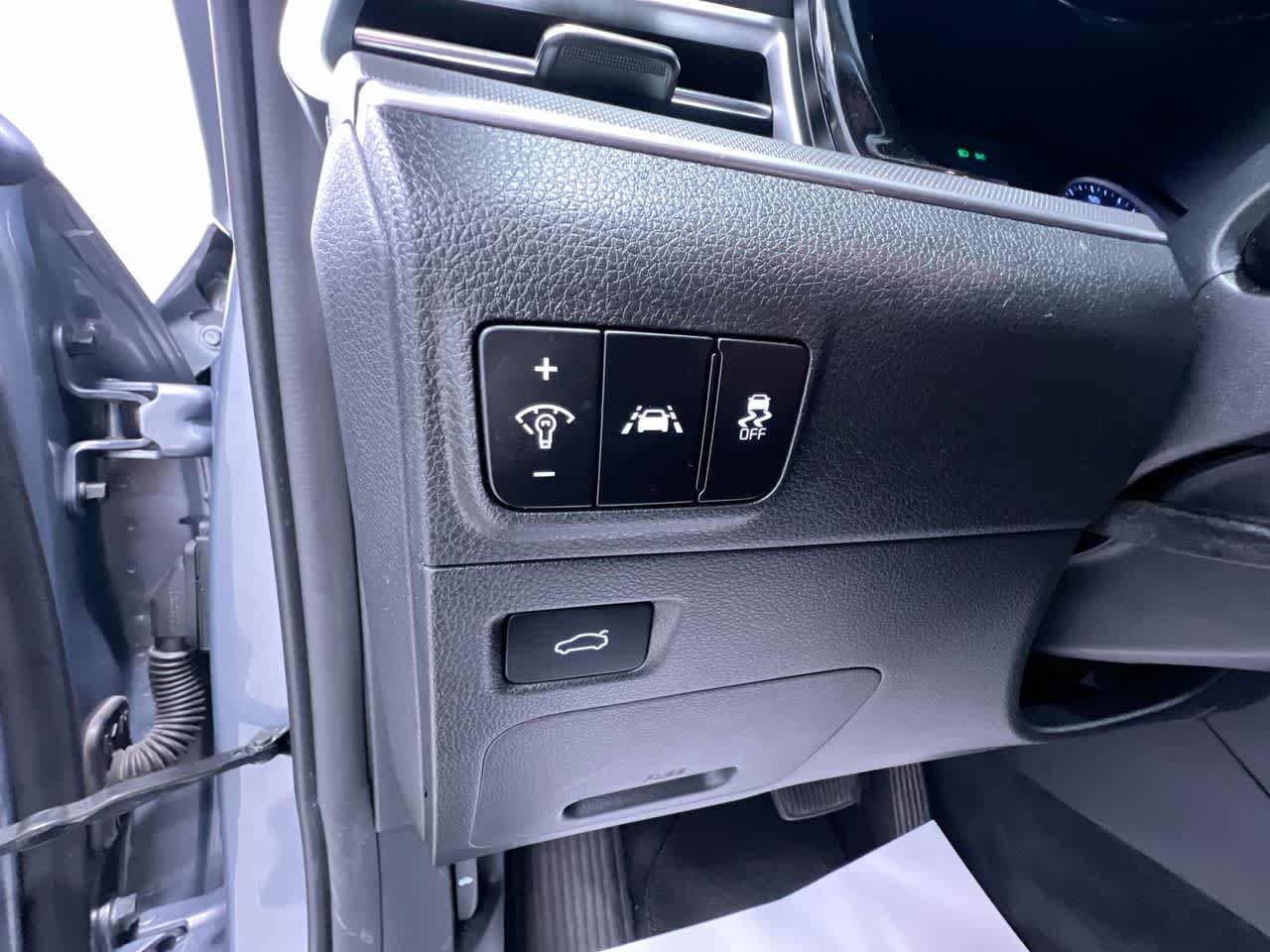 Used 2022 Kia K5 LXS AWD/4WD image 16