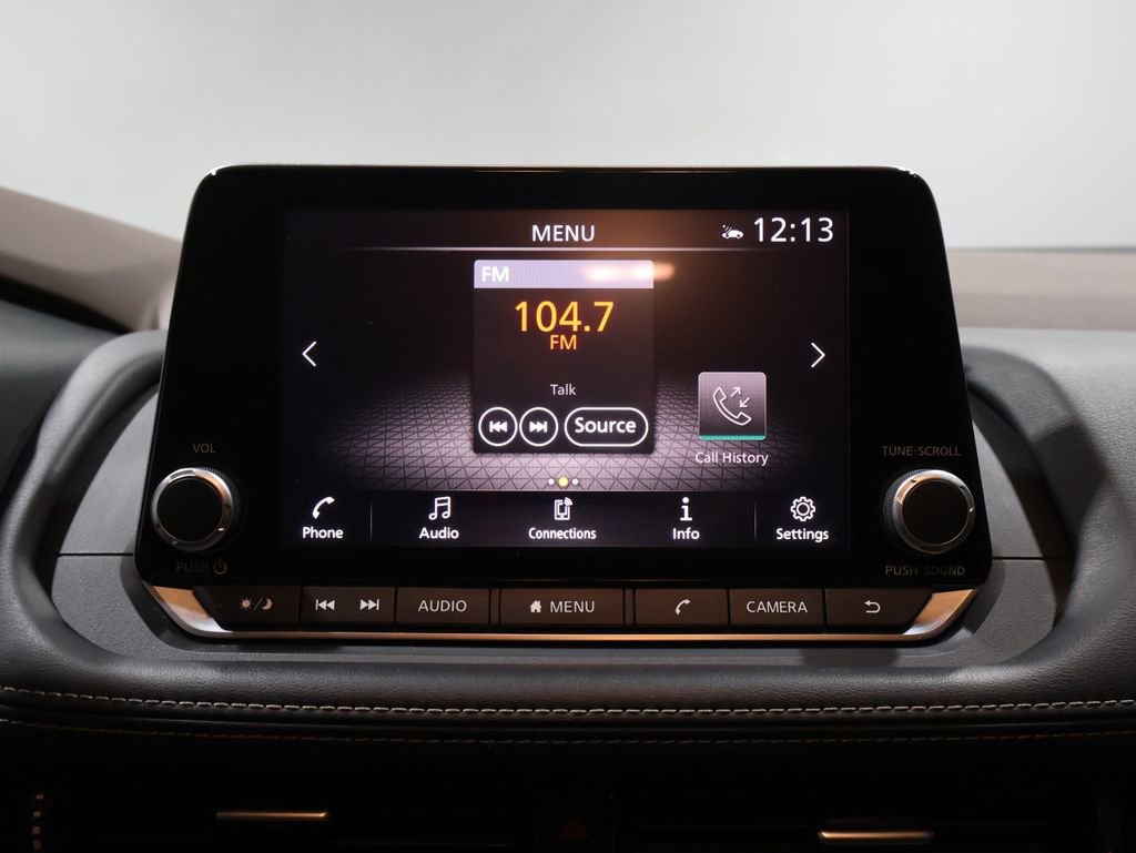 Used 2022 Nissan Rogue SV image 24