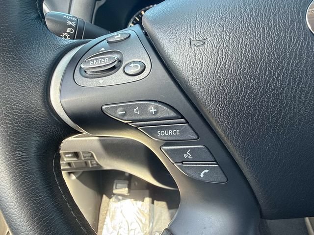Used 2017 INFINITI QX60 FWD w/ Deluxe Technology Package image 24
