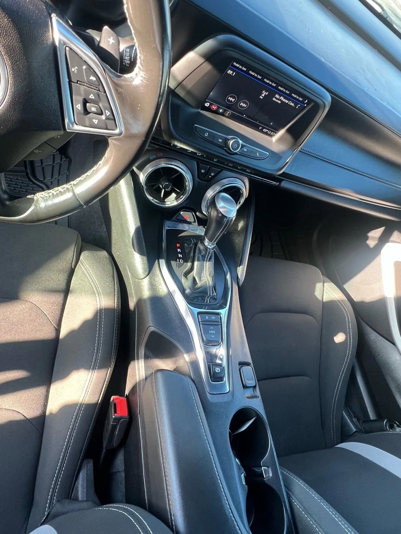 Used 2020 Chevrolet Camaro LT RWD image 25