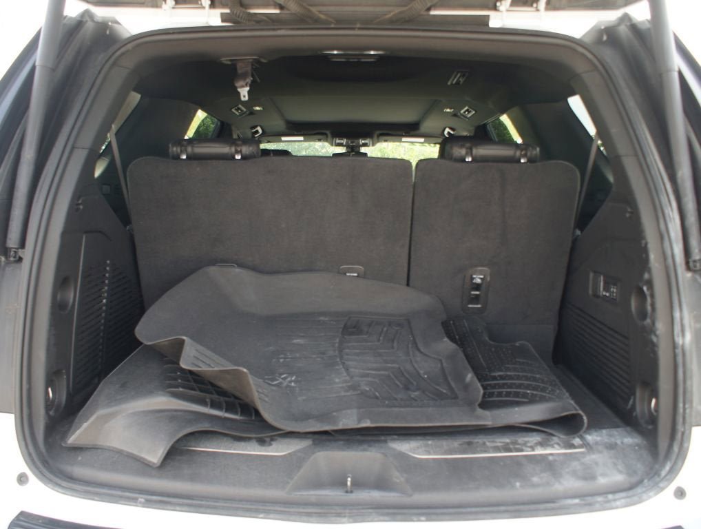 Used 2022 Chevrolet Tahoe RST w/ Sport Performance Package AWD/4WD image 18