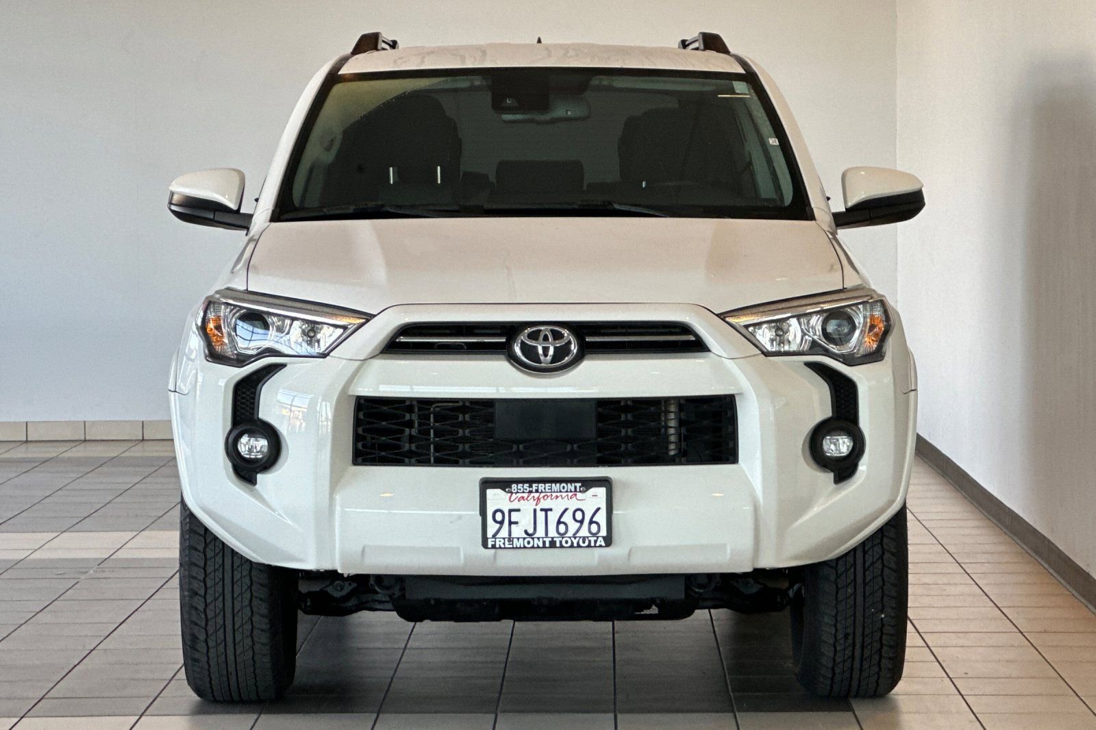 Certified 2021 Toyota 4Runner SR5 AWD/4WD image 9