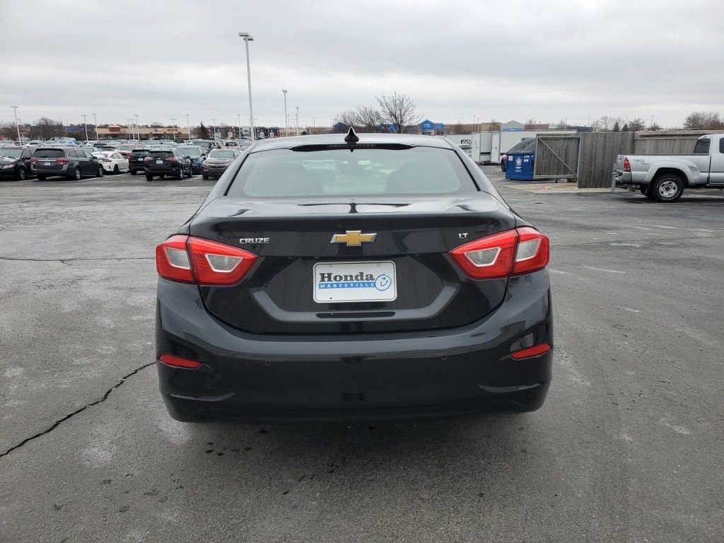 Used 2019 Chevrolet Cruze LT w/ Convenience Package image 6