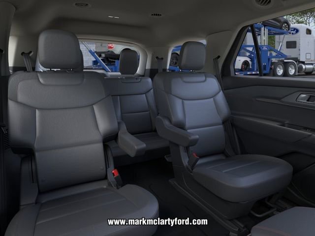 New 2026 Ford Explorer Active RWD image 11