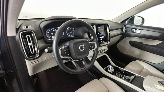 Used 2021 Volvo XC40 T5 Inscription w/ Climate Package AWD/4WD image 13