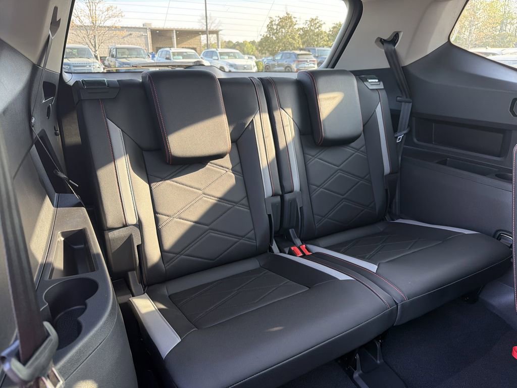 New 2026 Volkswagen Atlas Peak Edition AWD/4WD image 17