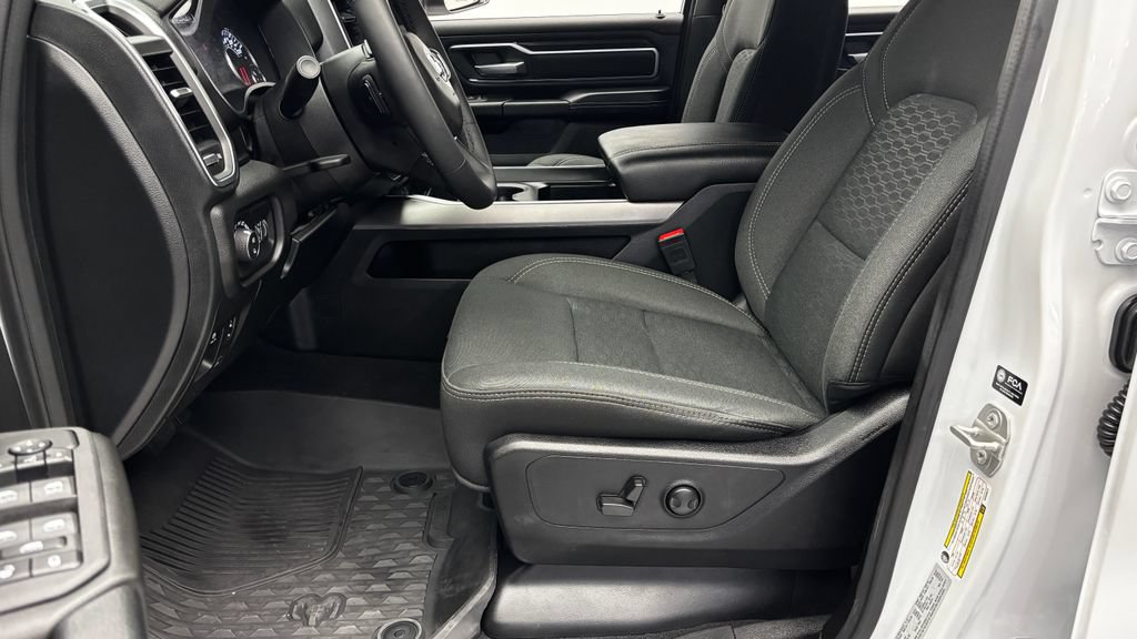 Used 2025 RAM 1500 Big Horn AWD/4WD image 14