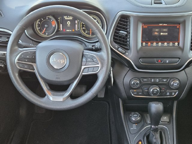 Certified 2021 Jeep Cherokee Latitude AWD/4WD image 35