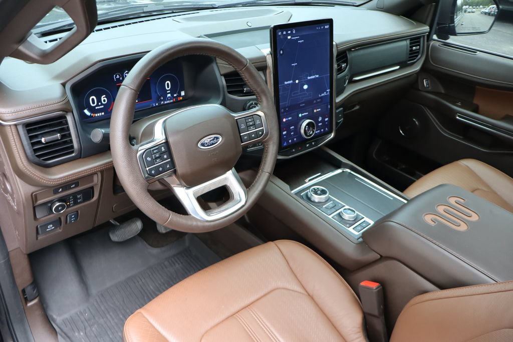 Used 2024 Ford Expedition King Ranch AWD/4WD image 5