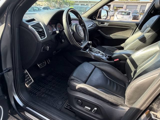 Used 2017 Audi SQ5 Premium Plus w/ Technology Package AWD/4WD image 20