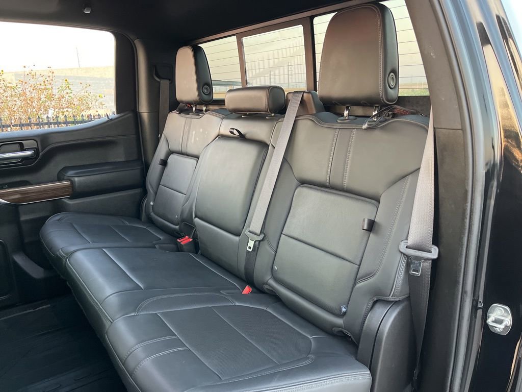 Used 2022 Chevrolet Silverado 1500 High Country w/ Safety Package II image 28