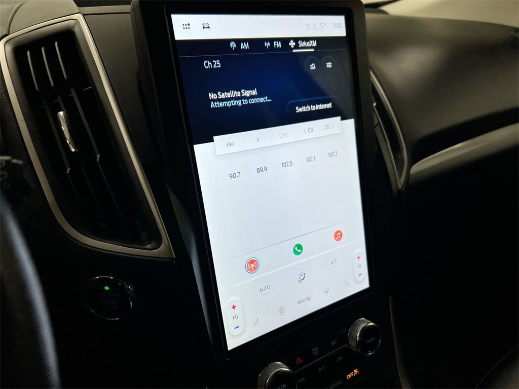 Used 2023 Ford Edge SEL image 14