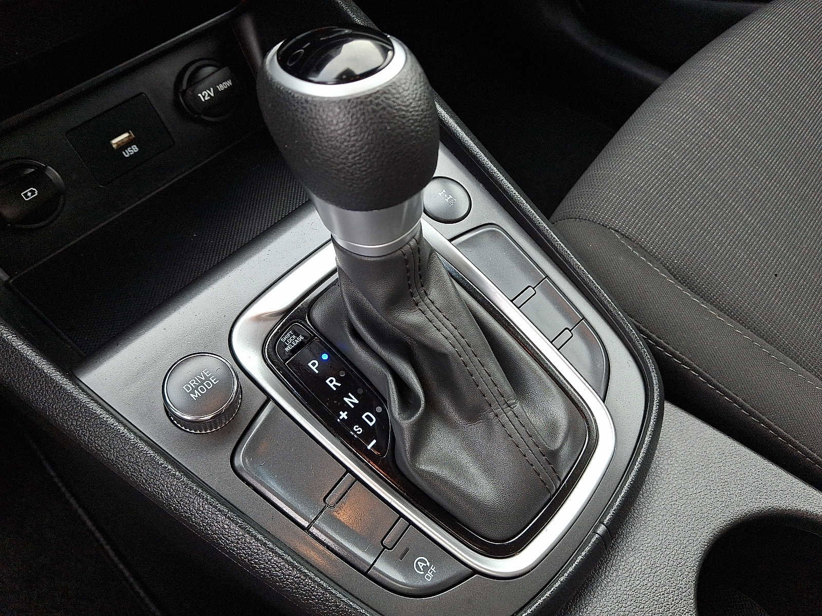 Used 2023 Hyundai Kona SEL image 14