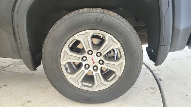 Used 2025 GMC Sierra 1500 SLT AWD/4WD image 23