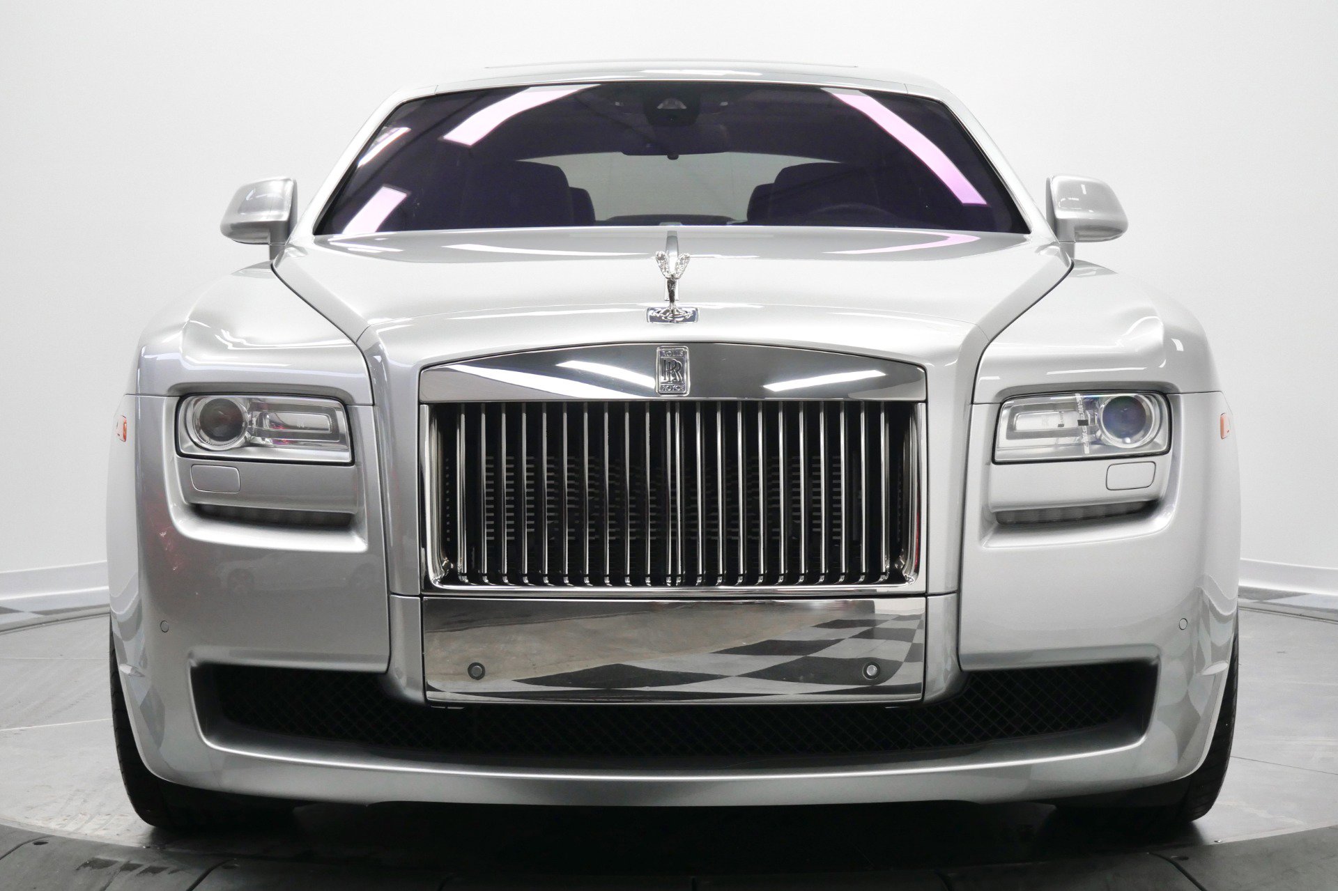 Used 2013 Rolls-Royce Ghost image 46